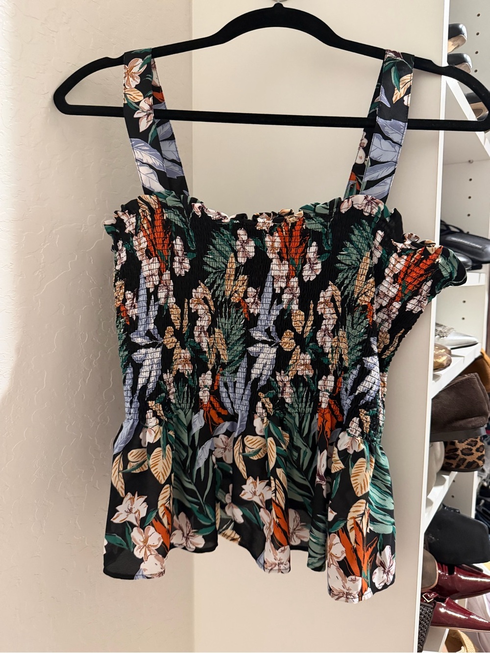 Floral Smocked Tank Top - Black/Green